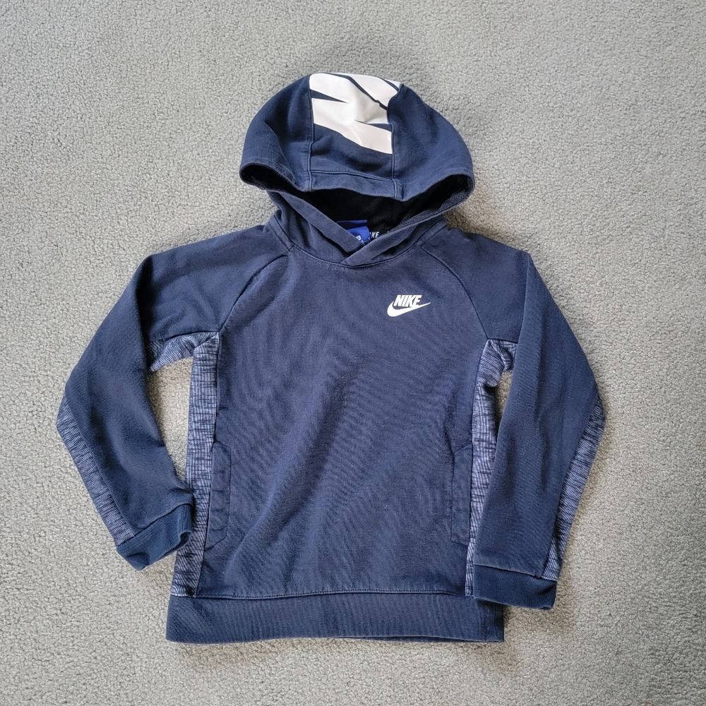 Nike Boys Hoodie size 6-7